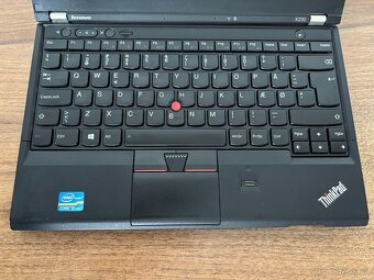 Lenovo ThinkPad X230 - 2