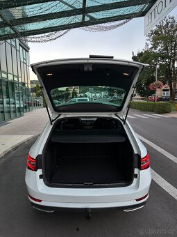 Škoda Superb 3 Combi Sportline 2.0 TDI 140kw Manual,R19 Vega - 2