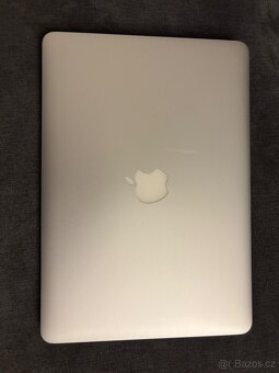 Apple MacBook Air 13” 2015 a jako darek ipad 2.generace - 2