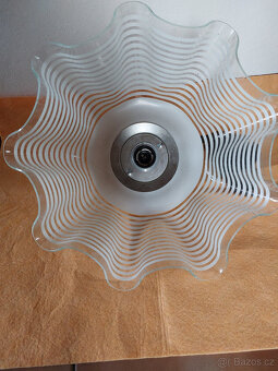 Prodám lustr a stropní světlo, remosku, krejčovskou loutku. - 2