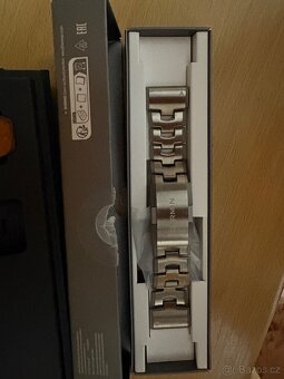 Hodinky Garmin 8 - 2