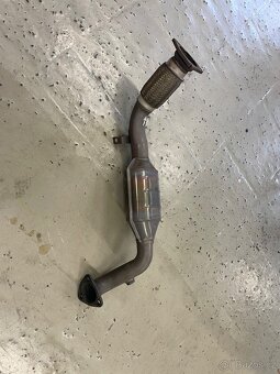 VW Touareg 3.0 TDI (BKS) - katalyzátor - 2