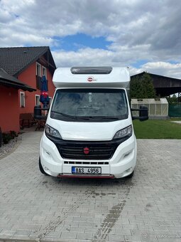 Obytný auto Burstner - 2