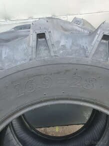 Pneu BKT 16,9 - 28...8 pláten - 2
