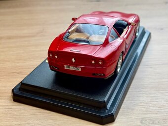 Model Ferrari 550 Maranello – Bburago 1:24 - 2