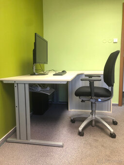 3x kancelářské pracoviště - 2