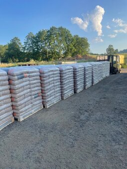 Pelety A1 Dřevěné pelety smrkové - 2