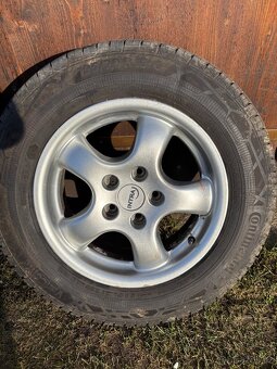 ALU kola na karavan - 2