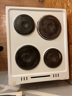 Sporák s troubou Mora - 2