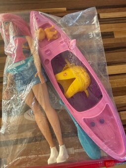 Barbie s kanoi - 2