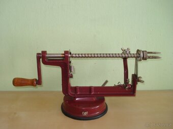 Ruční loupač jablek - 2