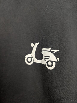 Šedá mikina se skútrem Vespa vel. M - 2