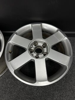 Alu Audi 5x112 17” 8E0601025J - 2