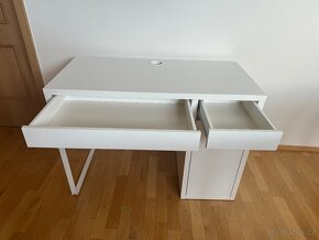 Psací stůl Micke (Ikea) - 2