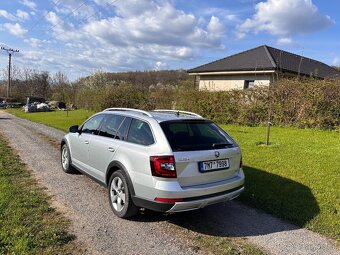 Škoda Octavia 3 combi Scout 4x4 2.0 TDI 110 kw - 2