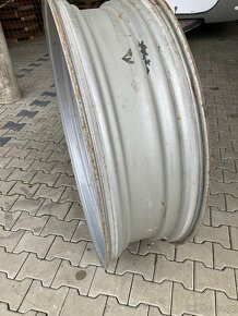 Ráfky na traktor - 2