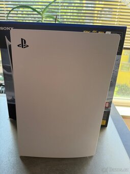 PLAYSTATION 5 DIGITAL EDITION v záruce. - 2