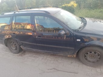 VW Golf IV - 2
