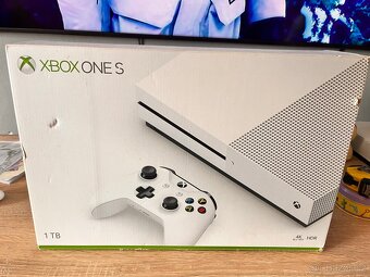 Xbox One S 1T - 2