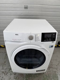 AEG T8DBG48WC 8 kg Zánovní - 2