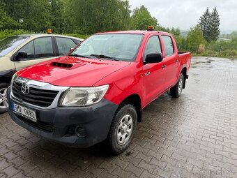 Prodáme Toyota Hilux Rezervace Do 25.5 - 2