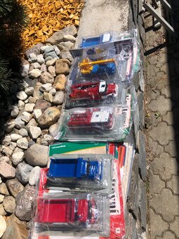Modely 1:43 deagostini - 2