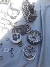 Gsx-r 1000 k9 motor díly - 2