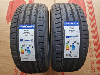 225/40 r18 letni pneumatiky 2KS 225 40 18 225/40/18 - 2