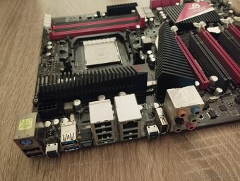 ASUS Crosshair IV Formula - AMD 890FX - 2