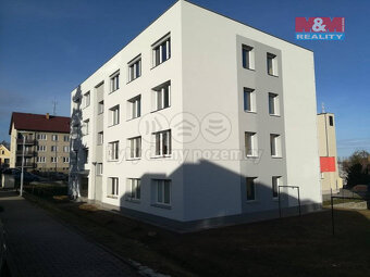 Prodej bytu 4+1, 89 m², Čestice - 2
