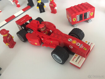LEGO® Racers 8672 Cílová čára Ferrari - 2