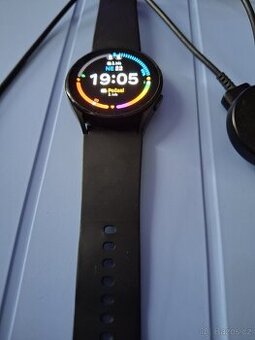 Samsung watch 4 + Bluetooth sluchátka - 2