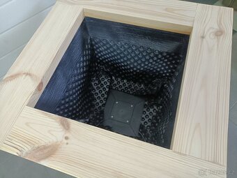 Masivní květináč - 2