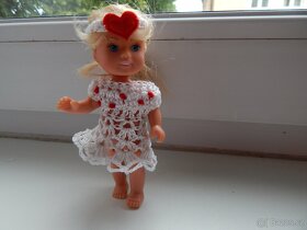 Ruční práce háčkované šatečky pro Evičku - Barbie - 2