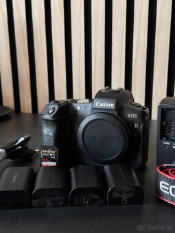 Canon EOS R - 2
