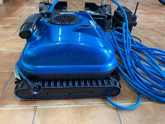 REZERVACE Automatický bazénový robot Smart Pool Scrubber 60 - 2