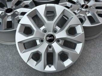 DACIA DUSTER 5X114,3 R16 6,5J ET50 - 2