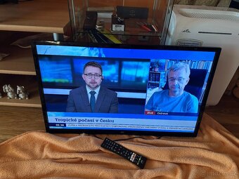 JVC Smart LED TV 32 palců - 2
