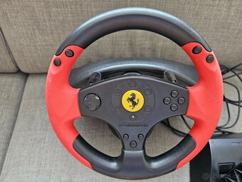 ThrustMaster Ferrari Volant k PC - 2
