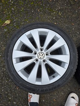 Prodám Alu kola 5x112 r17 s pneu - 2