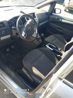 OPEL ZAFIRA B 1,9 - 2