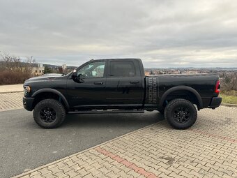 2019 RAM 2500 Powerwagon 6.4 V8 HEMI - 2
