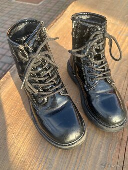 Divci cerne kotnikove boty - 2