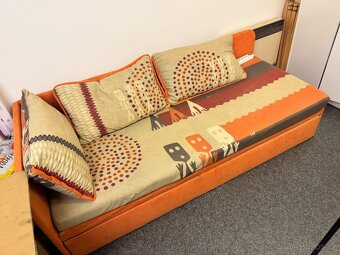 Rozkládací pohovka - 2