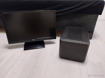 PC mini set Ryzen 3 2200G + ZDARMA Monitor LG - 2