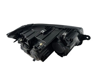 Levý halogen 7E1941015AD VW Transporter T6 r.v. 2018 - 2