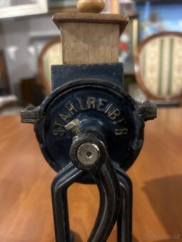 Vintage německý mlýnek STAHLREIBER cca 1910-1930) - 2