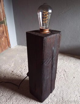 Designová lampa z trámu - 2