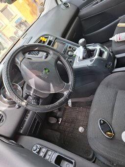 Peugeo 5008 1.6 diesel r.v.2010 dily - 2