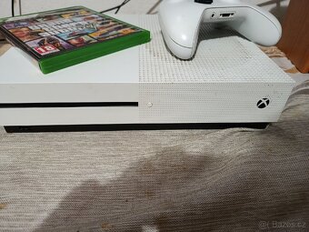 Xbox one S - 2
